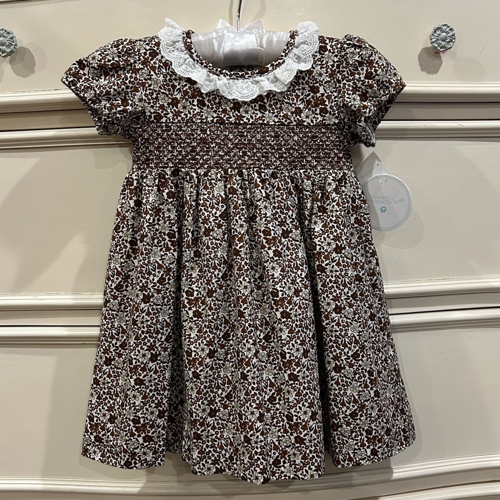 Edgehill Collection
Cap Sleeve Peter Pan Collar Smocked Ditsy Print Dress